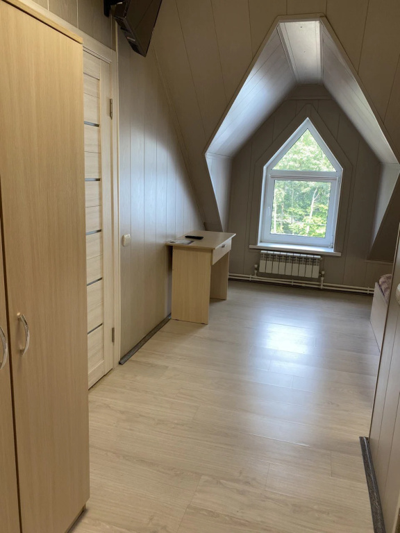 2 Bedrooms Standard Family Attic room