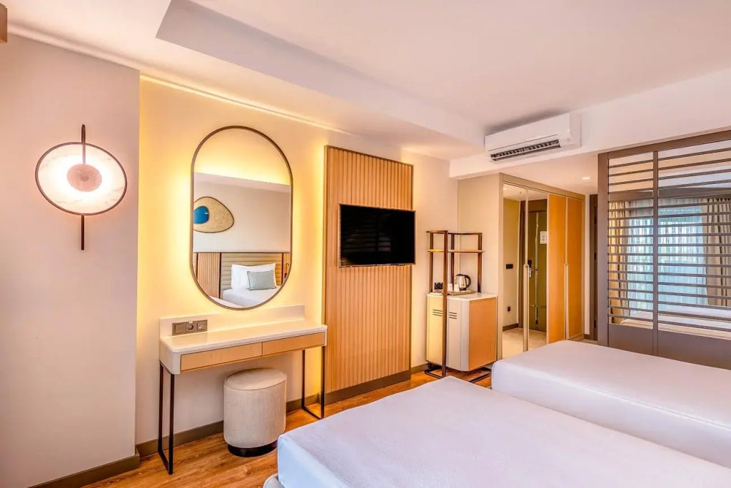 Comfort Standard Double room (full double bed)
