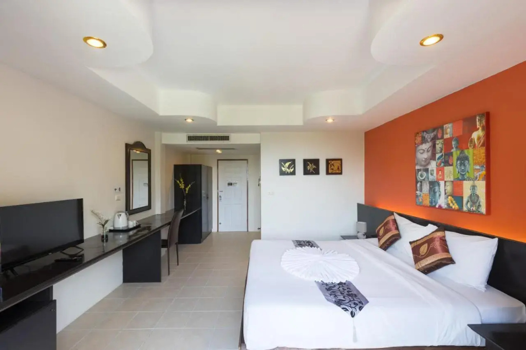 Superior Double room (full double bed)