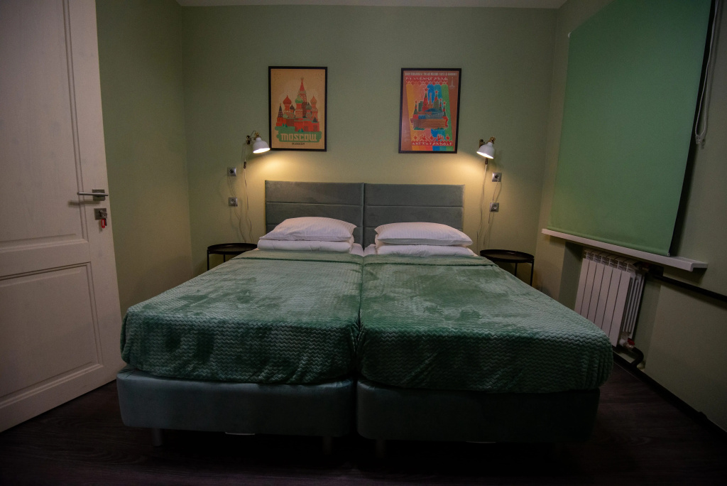 Gibrid Buk Boks Mini-hotel Room Type - Deluxe Triple room