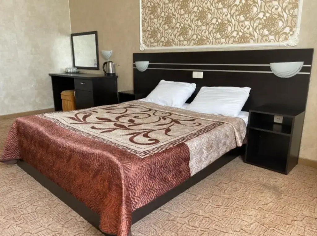 2 rooms Standard Double room (full double bed)