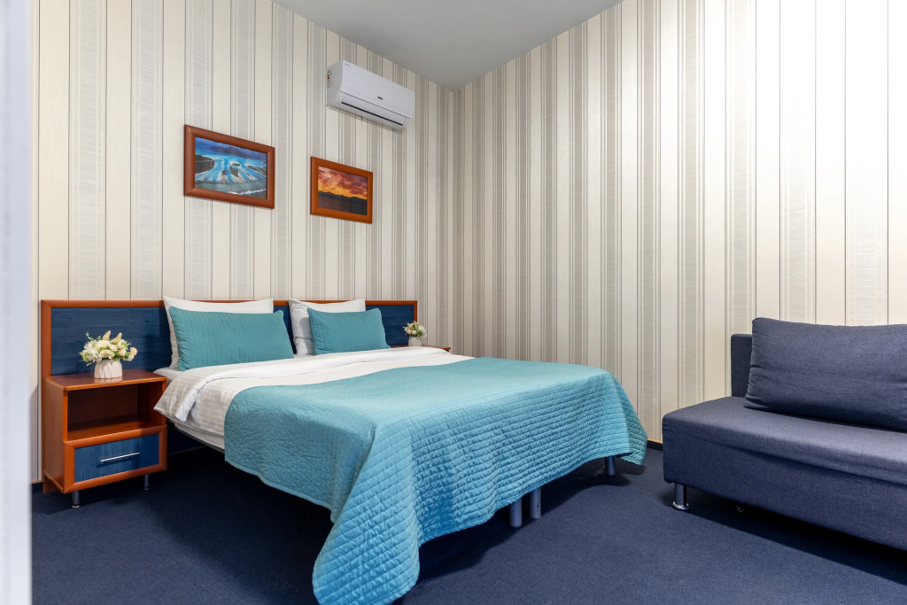 Fregat 2 Guest House Room Type - Suite with courtyard view