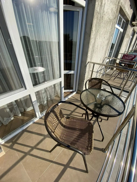 Balcony & Terrace