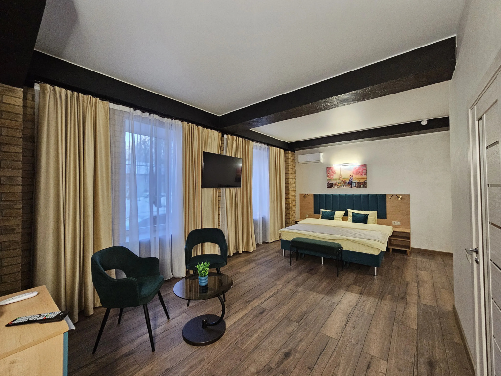 Junior Suite