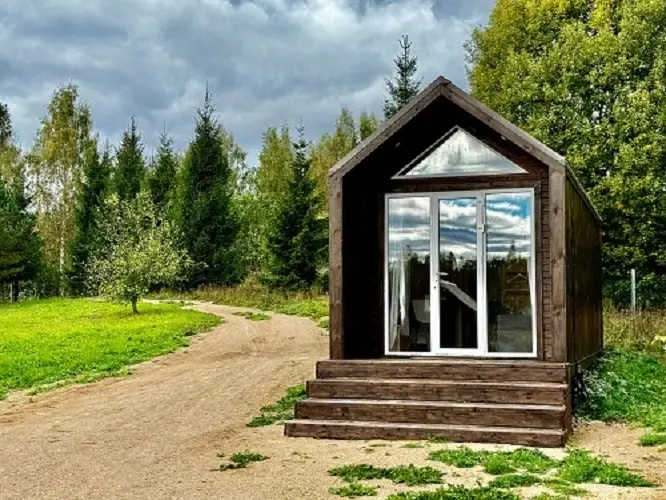 Double Family Cottage with lake view (full double bed)