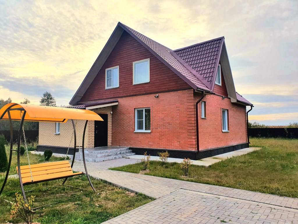 Шестиместный коттедж с видом на внутренний двор в Молгово