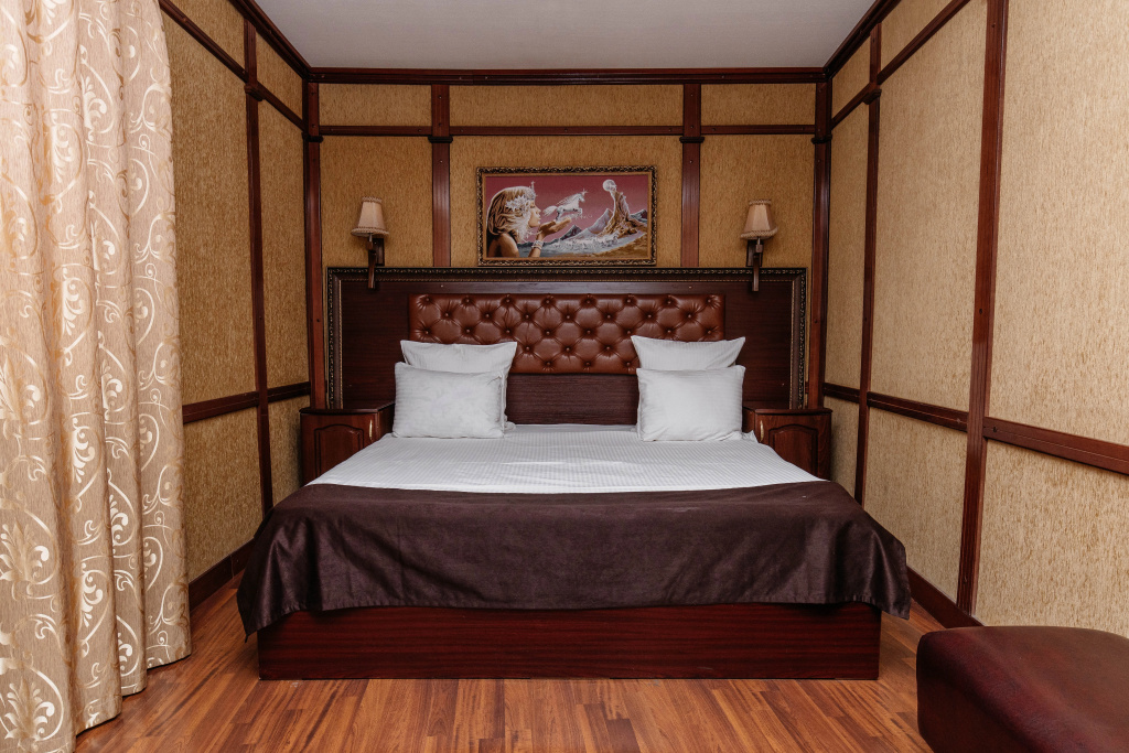 Staryij Rostov Hotel Room Type - Premium Double room full double bed