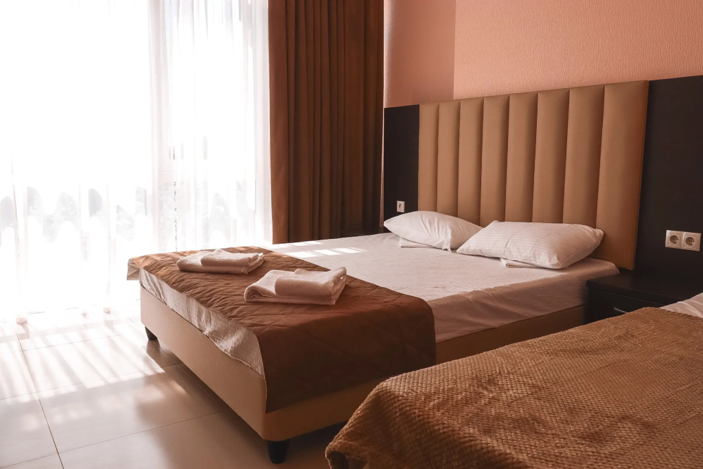 Sed'moe Nebo Room Type - Standard Double room with city view full double bed