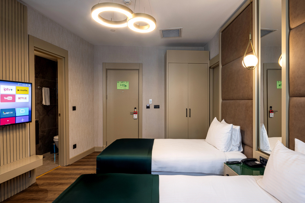 The Nest Hotel — фото