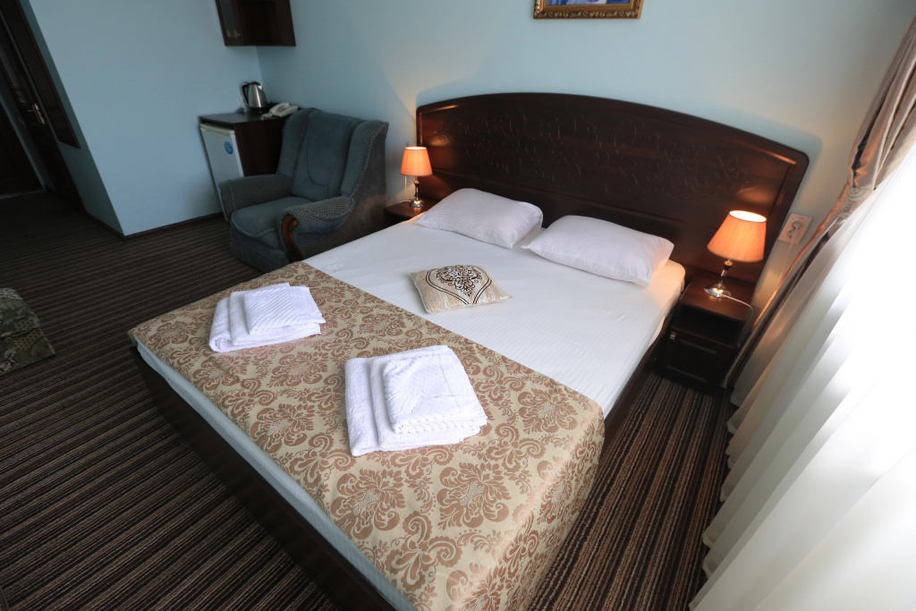 Standard Building B Double room (full double bed)
