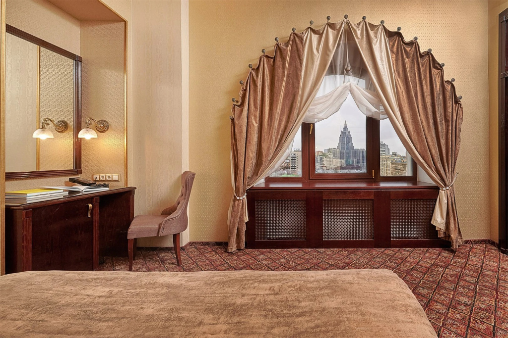 Pekin Hotel Room Type - Mayakovsky Double Apartment full double bed
