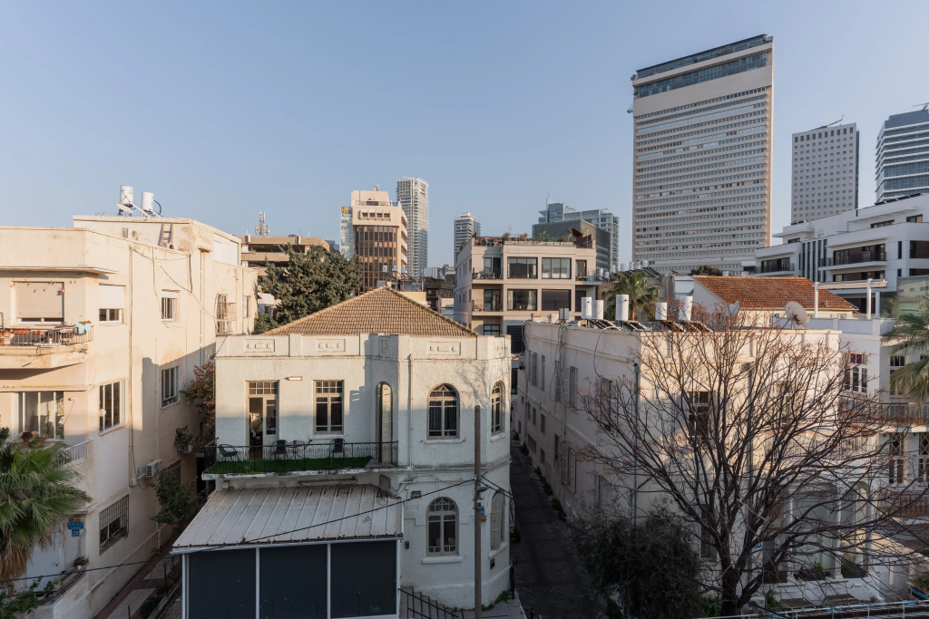 Blueground at Nahalat Byniamin High End Balcony ID33 Apartments