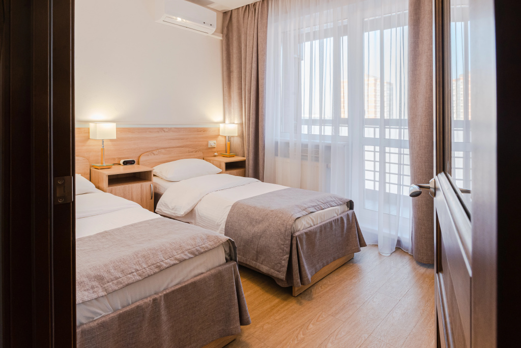 Double Suite (twin beds)