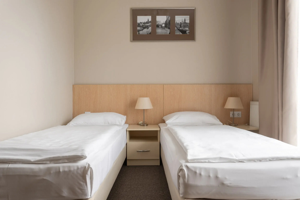 River Side Room Type - Standard Double room twin beds
