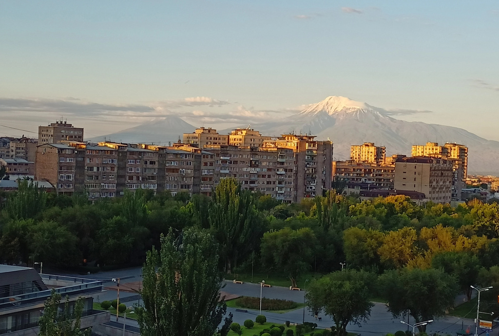 Umba Apartment N5 - with balcony and Mount Ararat view Apartments