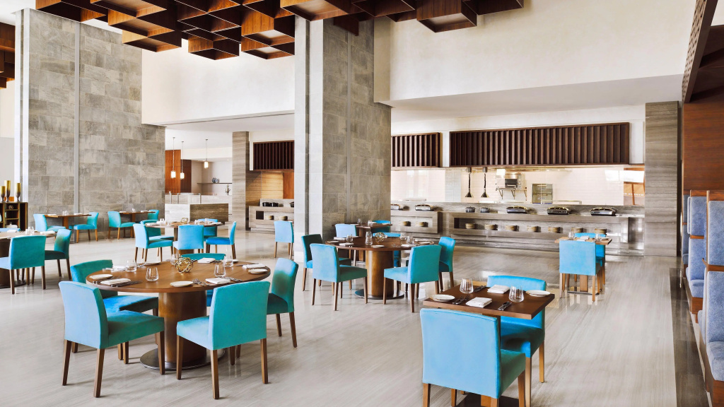Holiday Inn Dubai al-Maktoum Airport, an IHG Hotel — фото