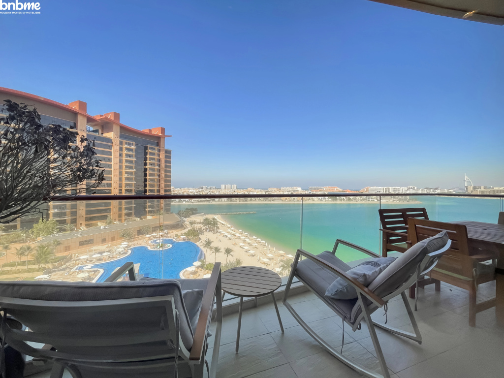 bnbmehomes | Look over the Palm and Arabian Sea-504 Apartments