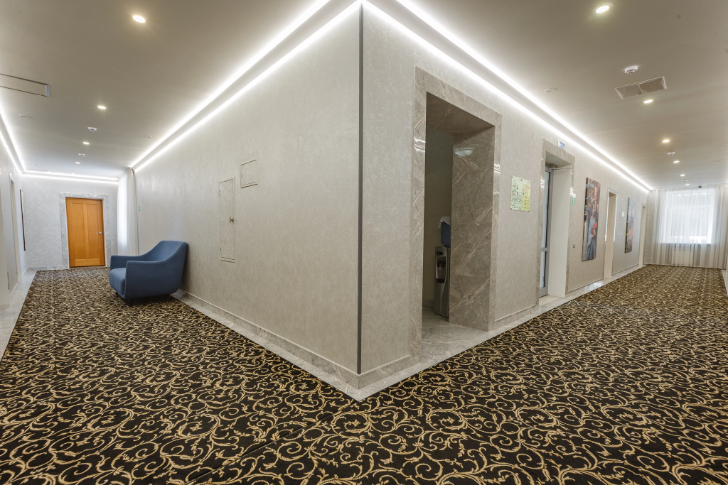 Lobby & Reception
