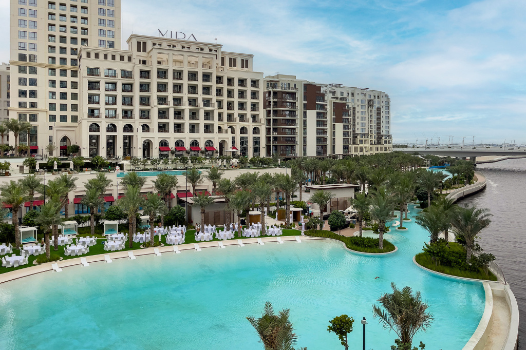 Luxury 1br At Vida Residences Apartments