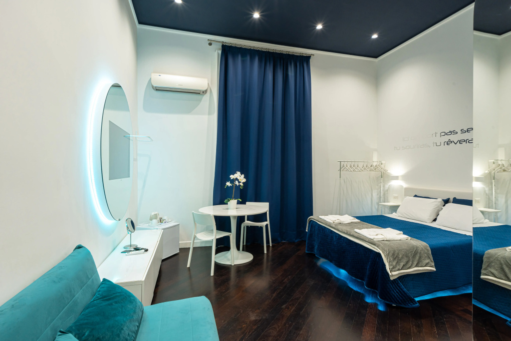 Superior Double room (full double bed)