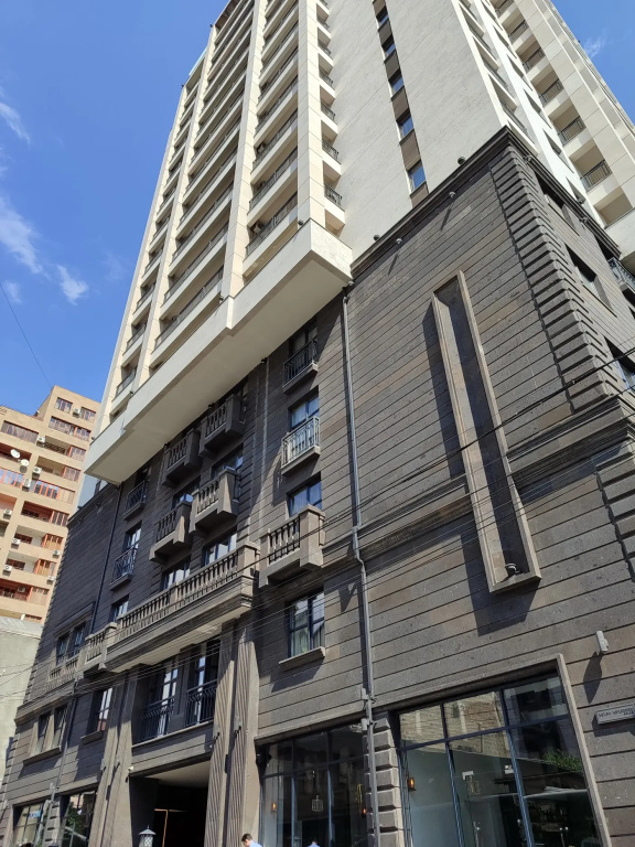On Koghbatsi str. 16-175B Apartments