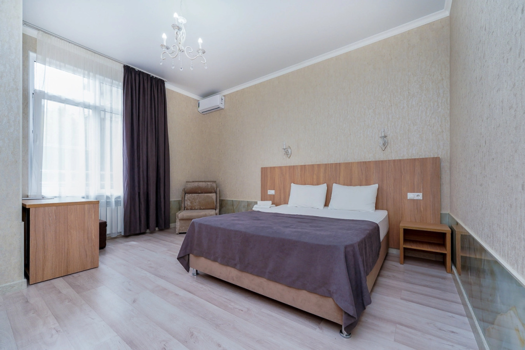 Quintuple Suite with balcony and with view