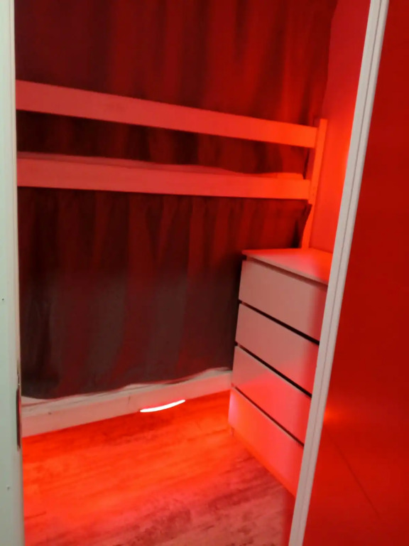Кровать в общем номере в Like Hostel