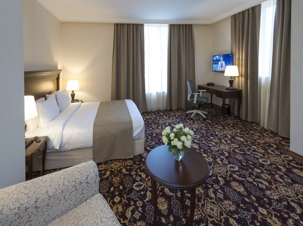 Ani Grand Hotel Yerevan Room Type - Superior Double room (full double bed)