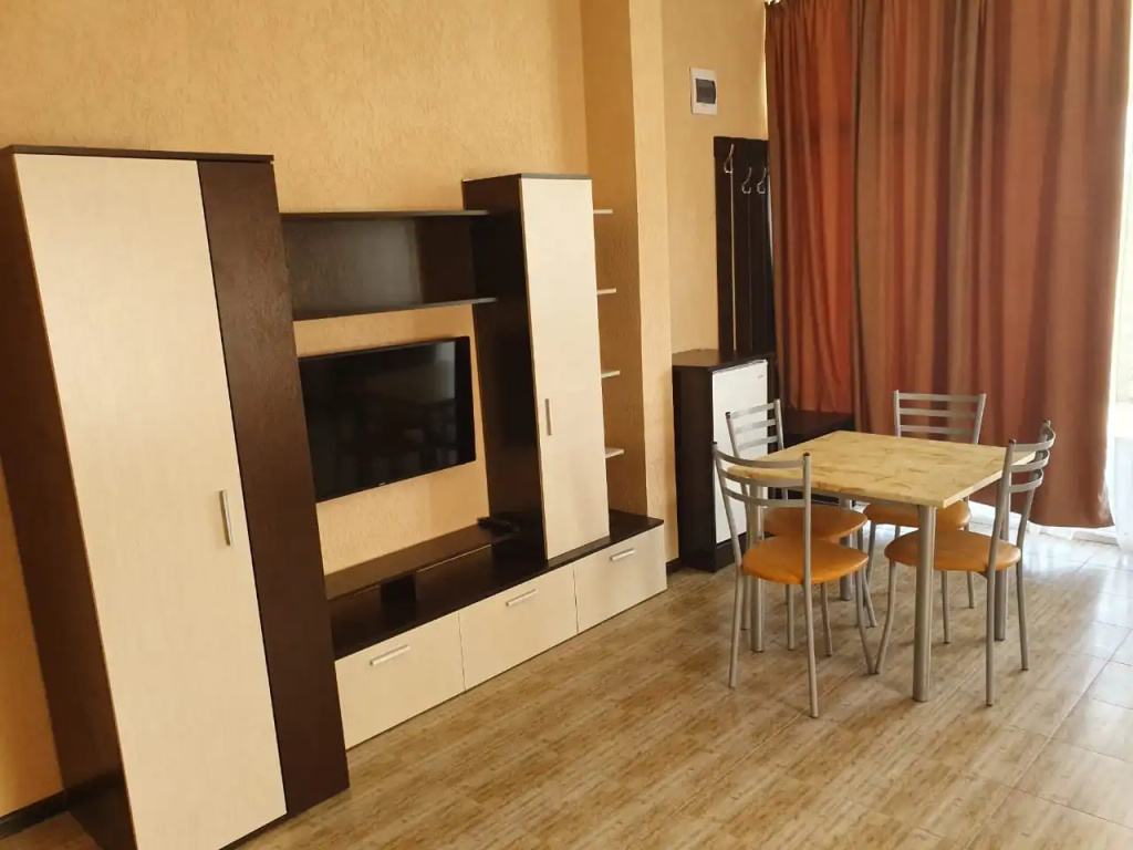 2 Bedrooms Standard Family room