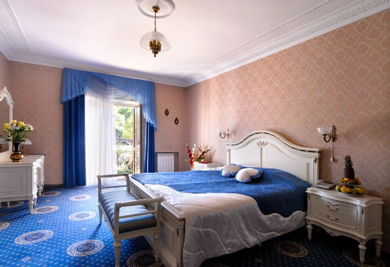 Suite with balcony