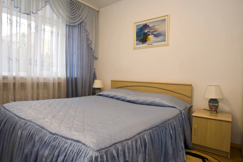 Double Junior Suite with city view (full double bed)