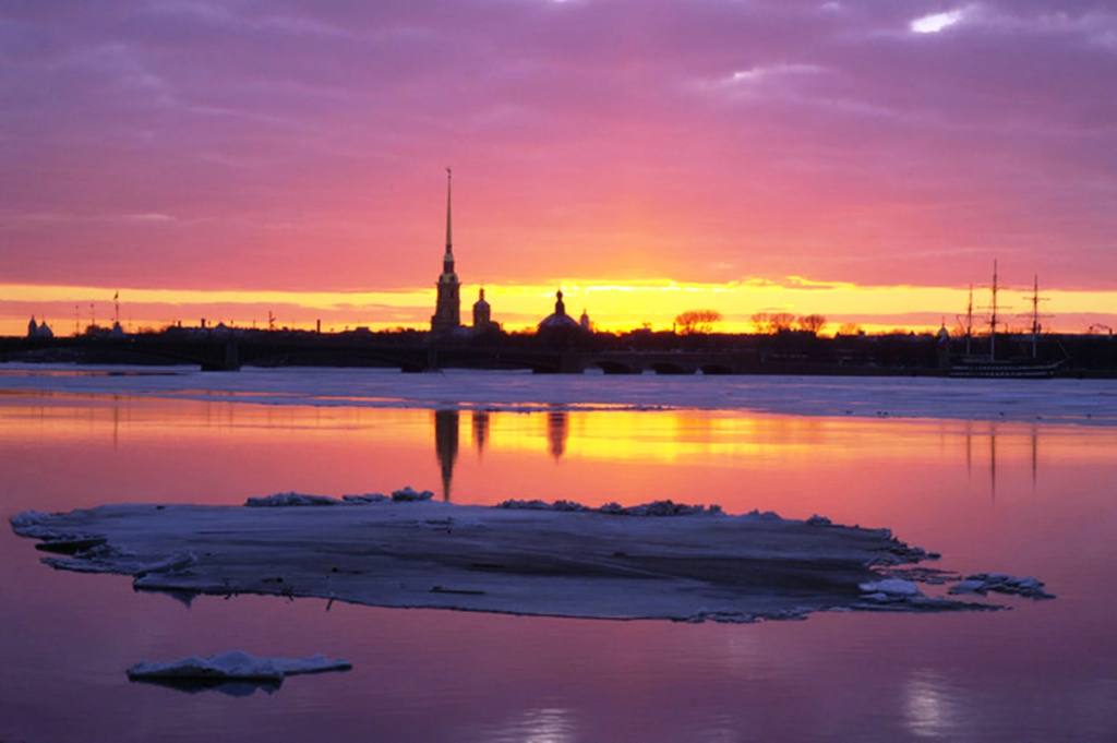 Меблированные комнаты Невская Классика на Малой Морской — фото