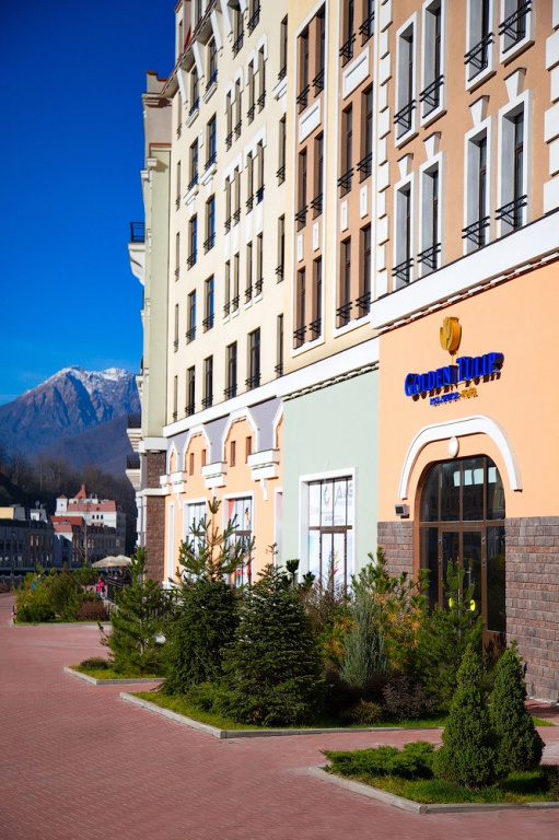 Отель Golden Tulip — фото