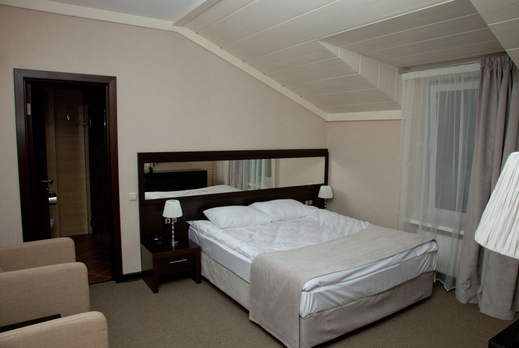 Parkoff Hotel Room Type - Standard Double room full double bed