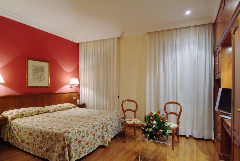 Regencia Colón Hotel - Chambres