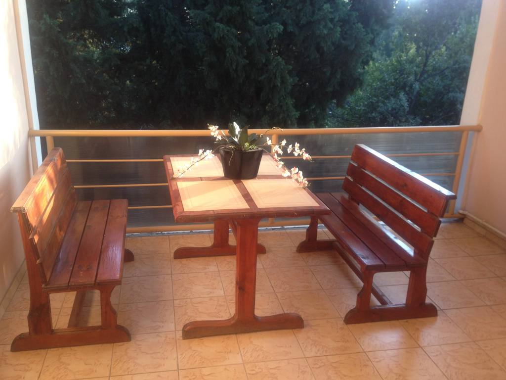 Balcony & Terrace
