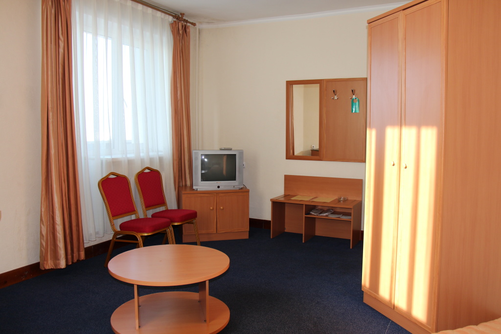 Economy Double room (full double bed)