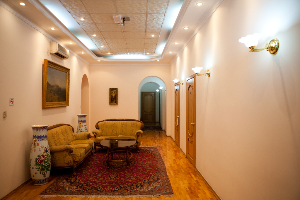 Azcot Hotel by null