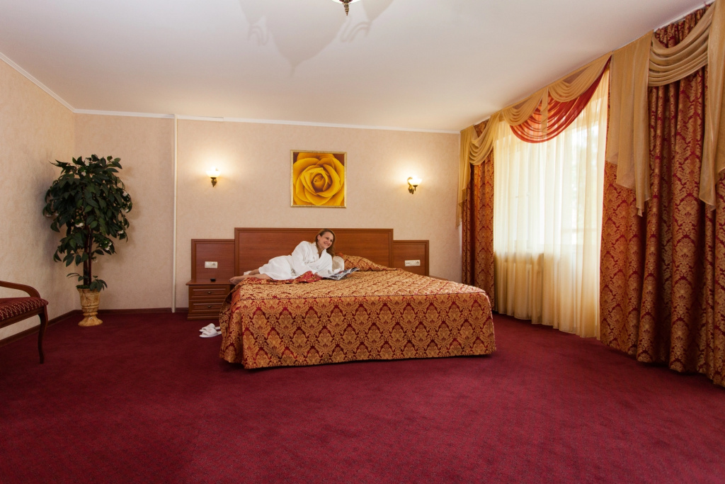 Amaks Park Hotel Room Type - 3 Rooms Comfort room with balcony