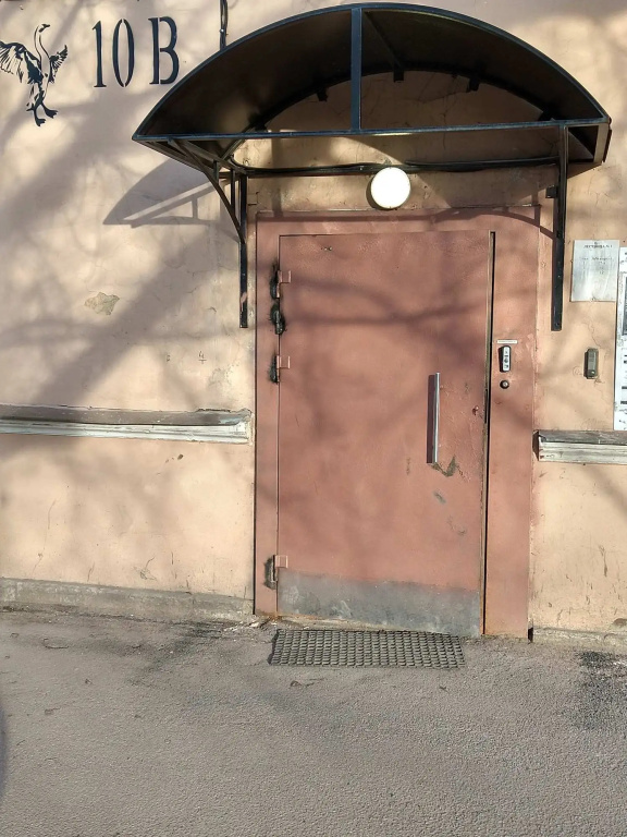 Меблированные комнаты на Лебедева 10В — фото