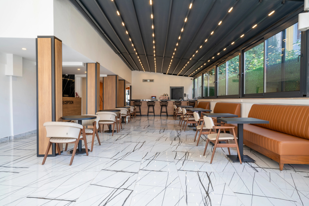 Irenic Hotel — фото