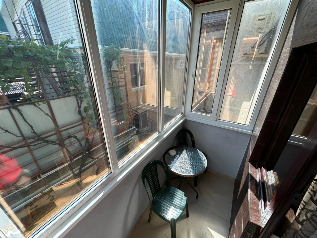 Трёхместный номер Улучшенный с балконом и с видом на город в Guest house city center