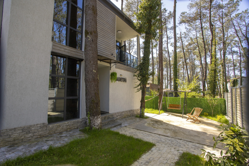 Magnetoria 3 BR W Private Yard And BBQ Private House