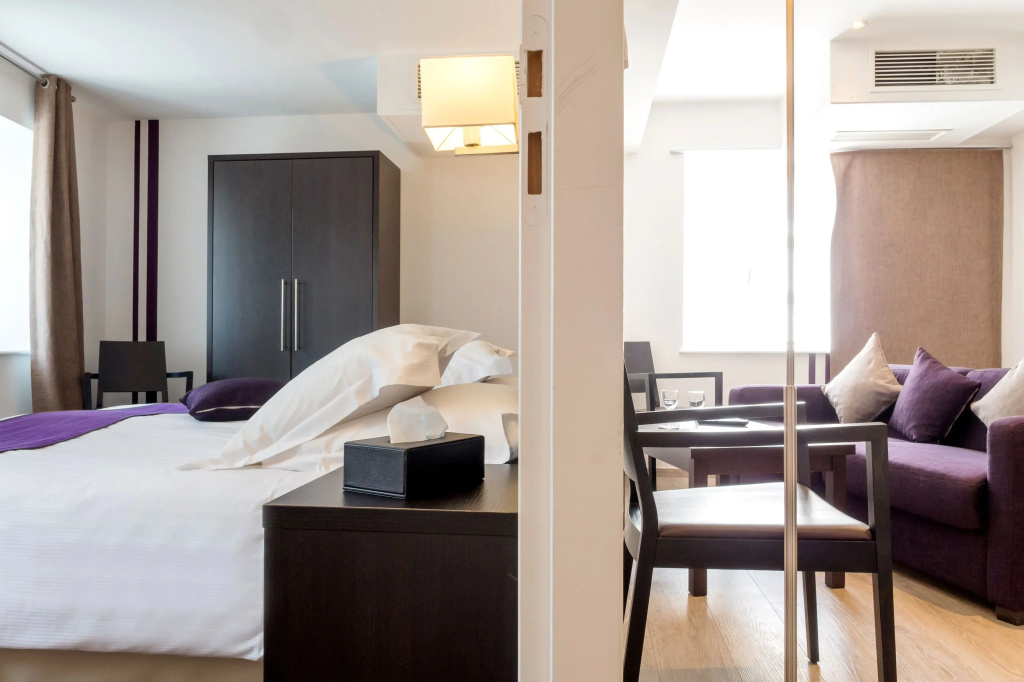Executive room