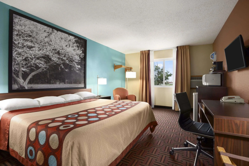 Standard Double room (full double bed)