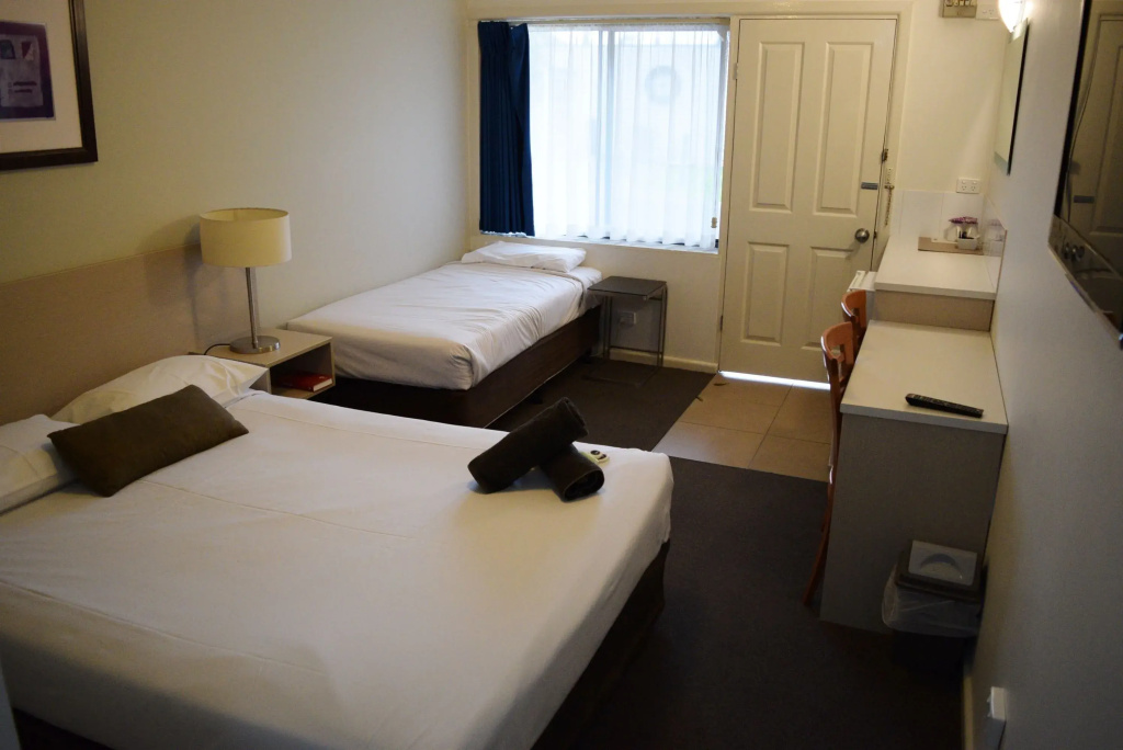 Standard Double room (full double bed)