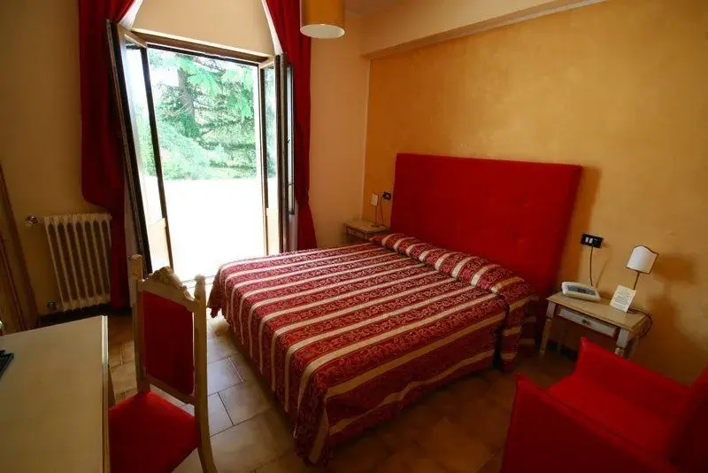 Standard Double room (twin beds)