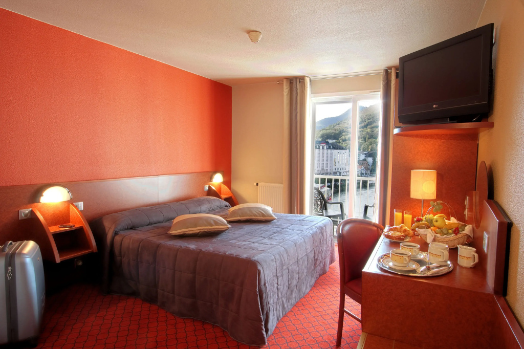 Premium Double room with balcony (full double bed)