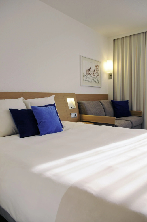 Superior room with garden view