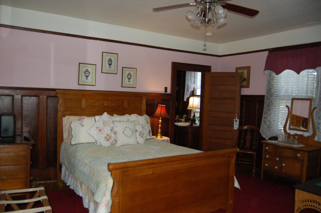 Grand room